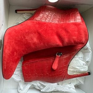GUESS high heel ankle boot in red